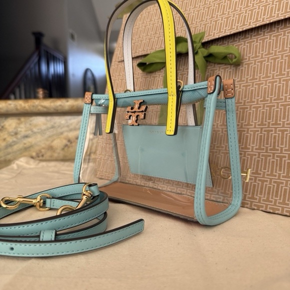 🚫SOLD OUT🚫
✨🌊 Tory Burch Blake Clear Mini Tote — Sea Foam Green ✨🌊 - Picture 2 of 5